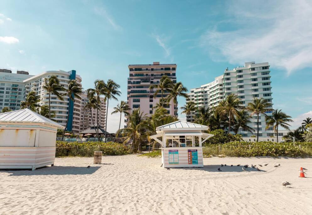 3 Bedroom Apt Ocean-Front Resort The Alexander Miami Beach Buitenkant foto