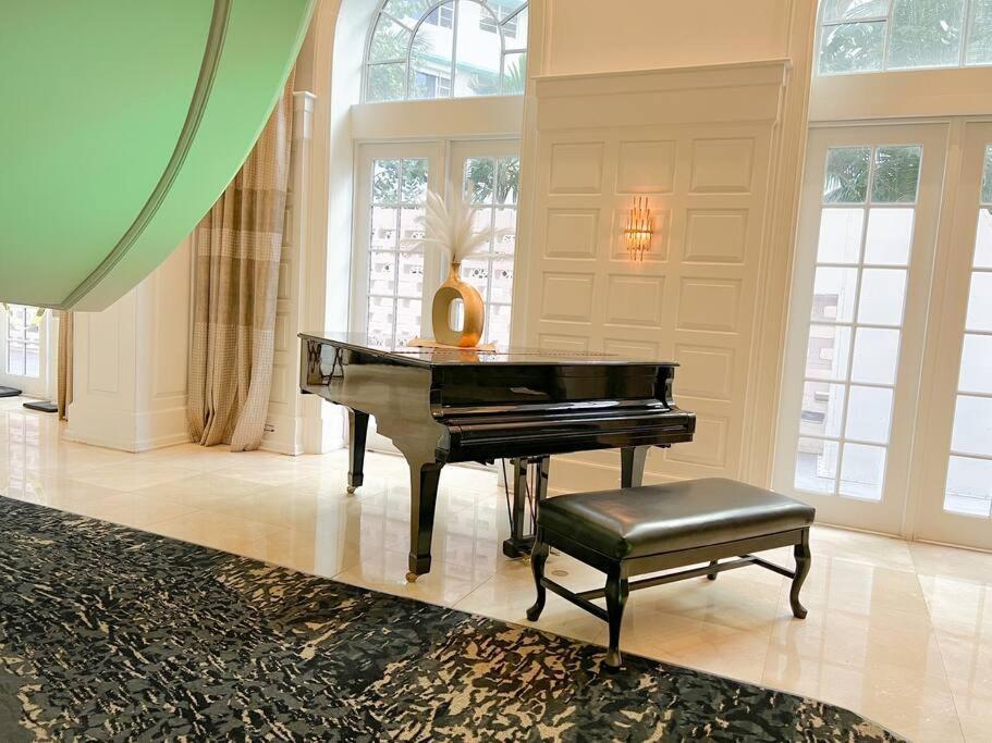 3 Bedroom Apt Ocean-Front Resort The Alexander Miami Beach Buitenkant foto